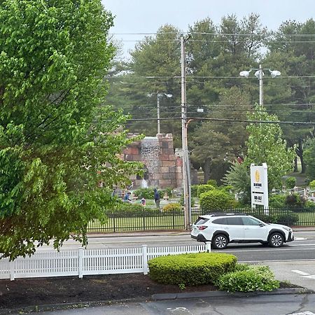 Usa Inn Уелс Екстериор снимка