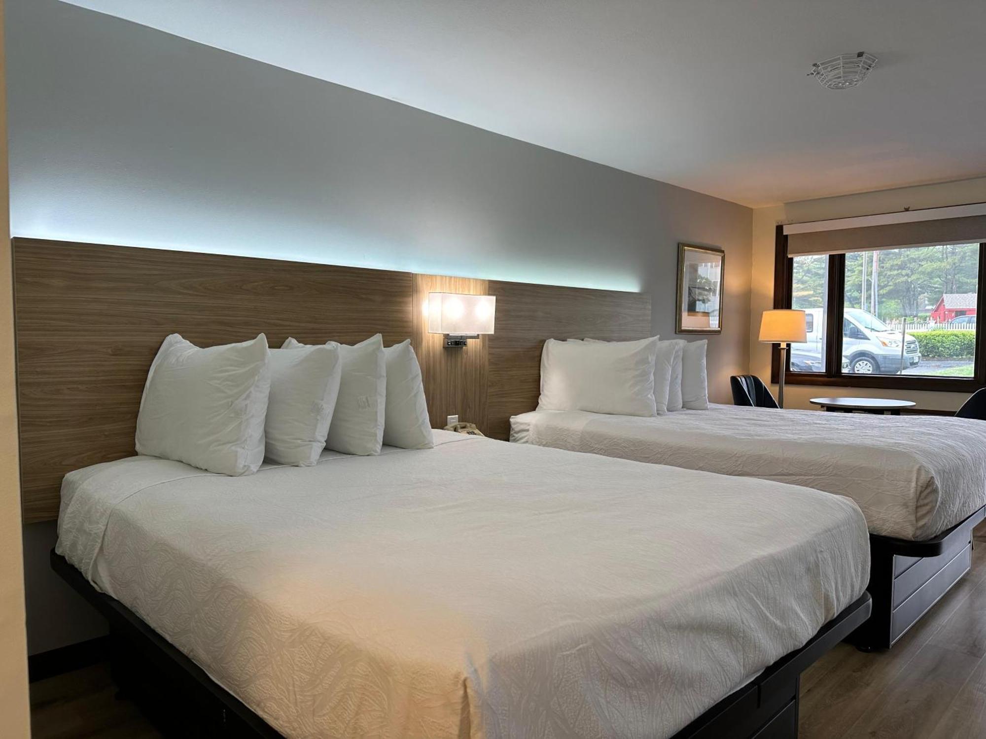 Usa Inn Уелс Екстериор снимка